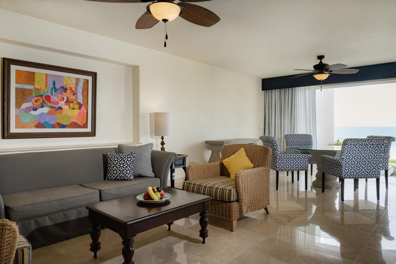 Oceanfront Casita plunge pool